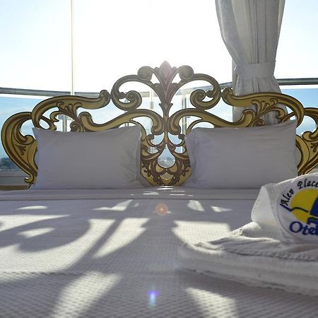 Alev Palace Otel Arsuz Luaran gambar