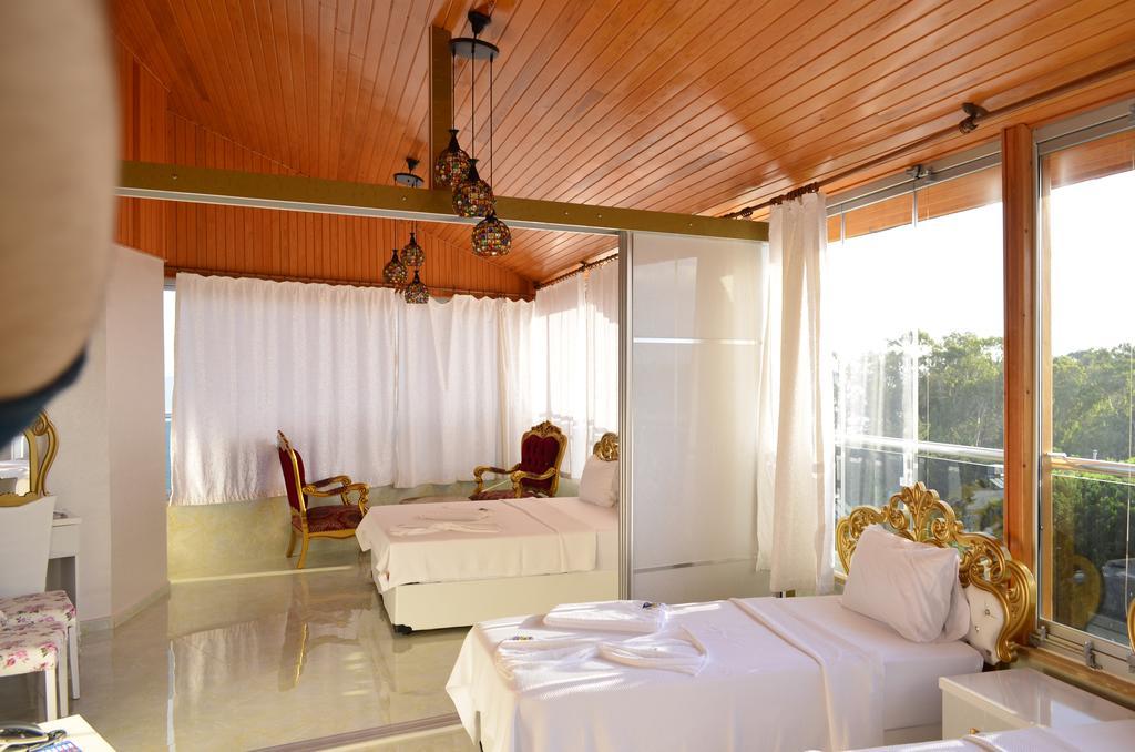 Alev Palace Otel Arsuz Bilik gambar