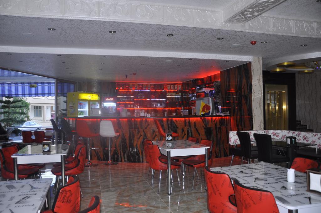 Alev Palace Otel Arsuz Luaran gambar