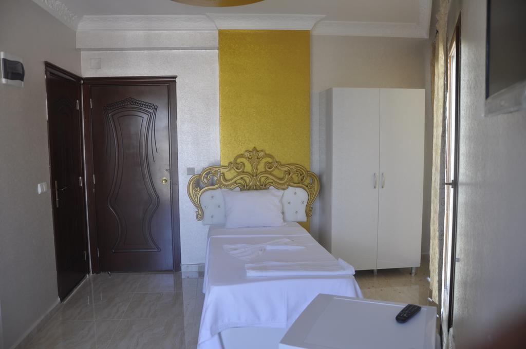 Alev Palace Otel Arsuz Bilik gambar