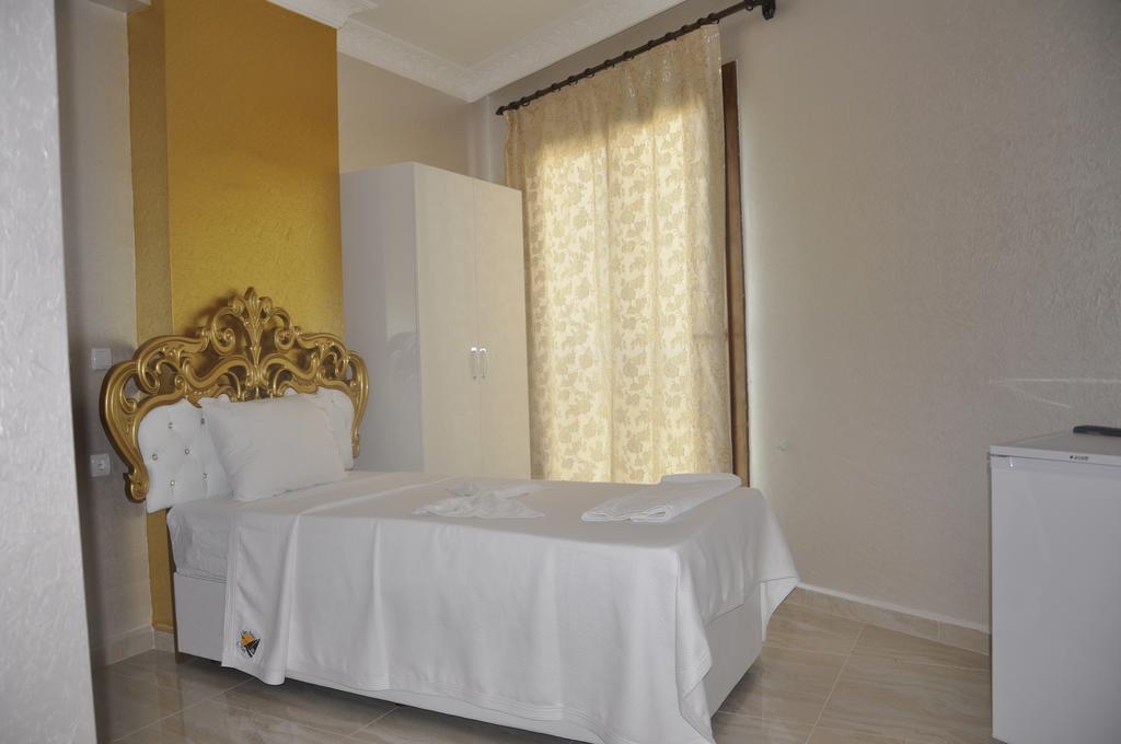 Alev Palace Otel Arsuz Bilik gambar